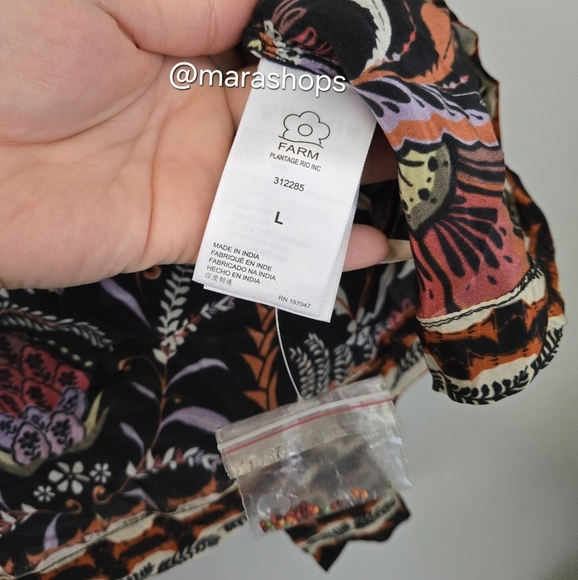 FARM Rio Classic Garden Black Mirror Trim Blouse - Picture 9 of 10